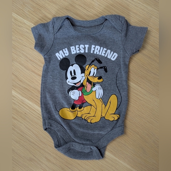 Disney Baby (0 to 3 months) Unisex Onesie Mickey Mouse and Pluto - Picture 1 of 12